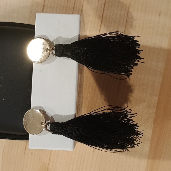 Source Unknown Jewelry - Chic Black Tassel Earrings with Gold Discs